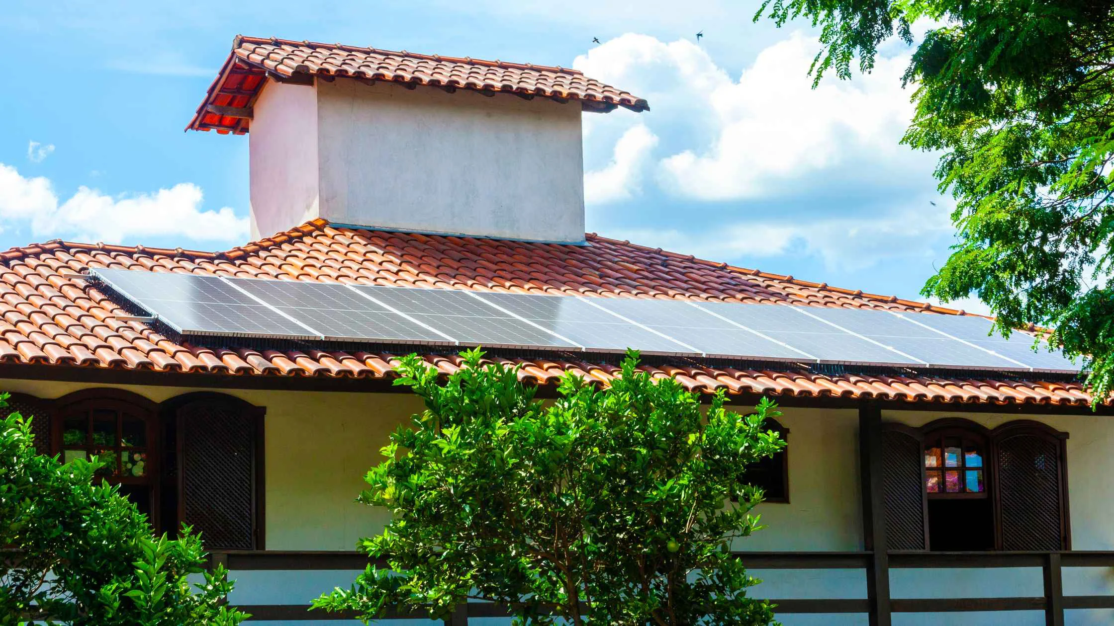 A Guide to the Free Solar Panel Schemes by Government of India