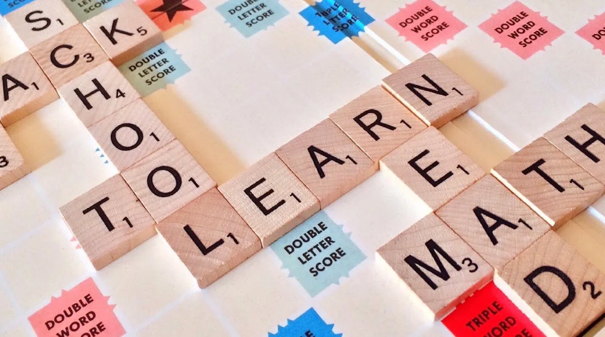 Self-Introduction in English for College Students: Tips and Examples